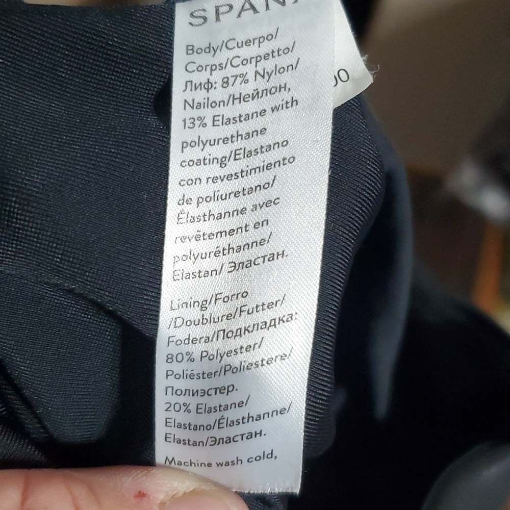 Spanx very black faux leather moto leggings - Picture 8 of 8